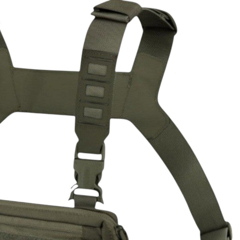 Compact chest rig