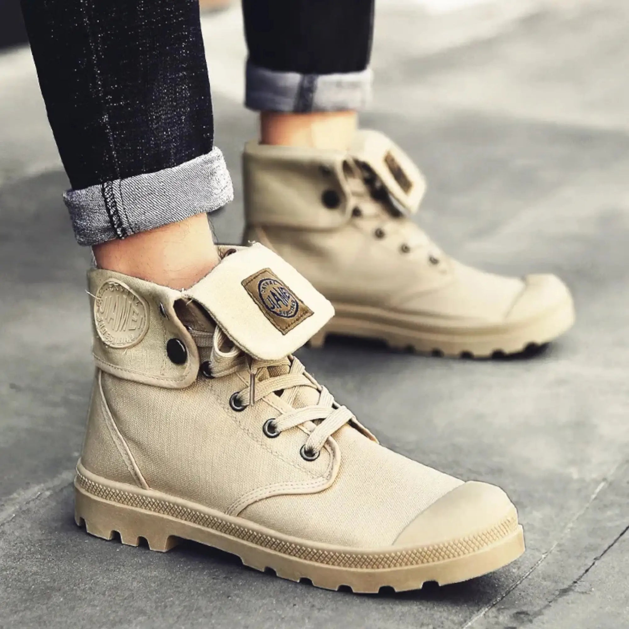 Hunter canvas desert commando boots