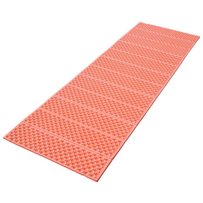 Insulated sleeping mat