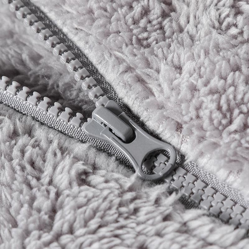 Lightweight camping fleece jumper