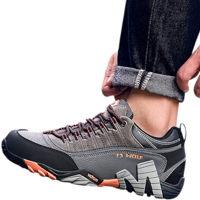 Lightweight tactical hiking shoes