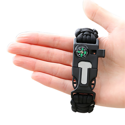 Paracord flint bracelet