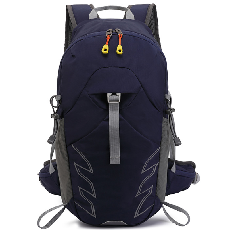 Lightweight daypack for hiking