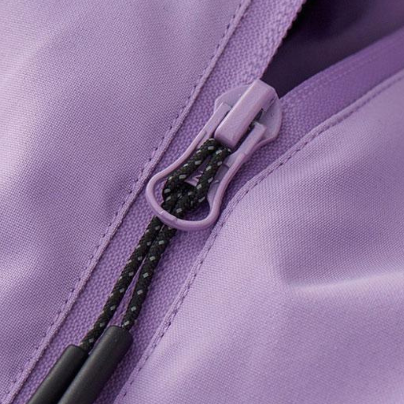 Women's hooded rain jacket