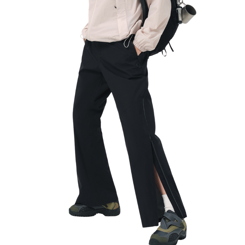 Rain resistant pants