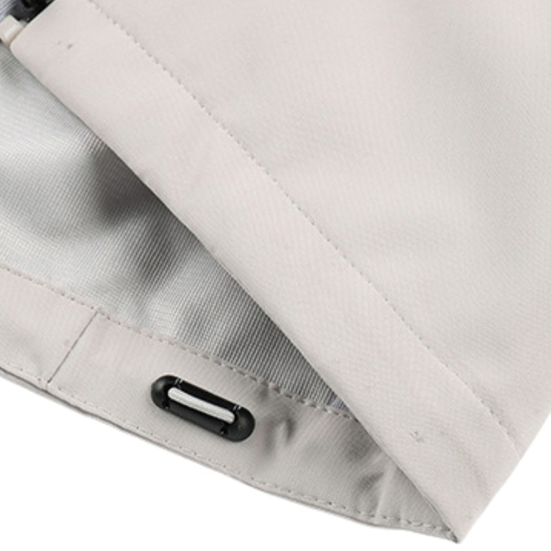 Elastic cuffs and a drawcord hem