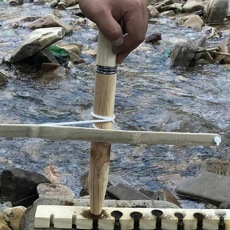 Bow drill fire starter