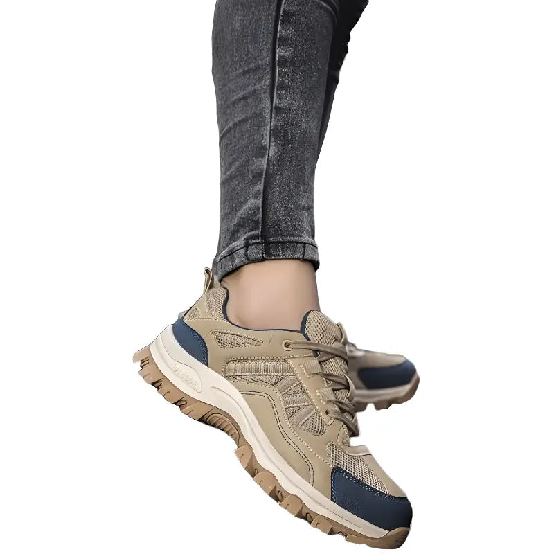 Womens trail hiking shoes