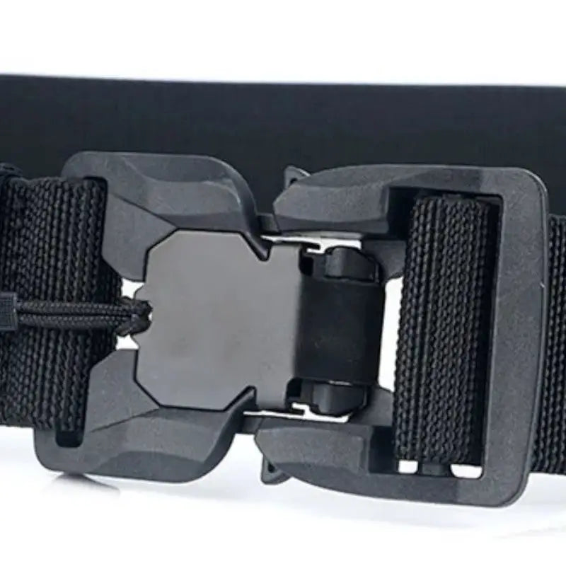 Quick release tactical belt