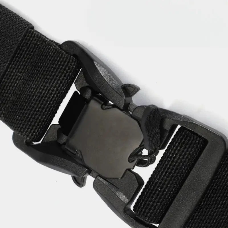 Quick release tactical belt