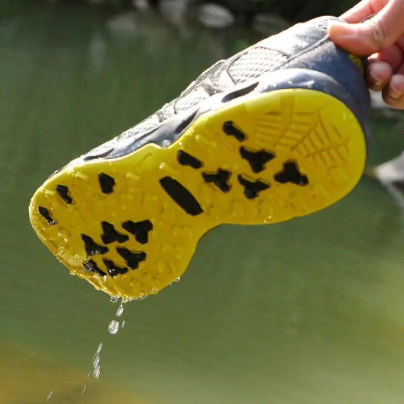 Low hiking shoes