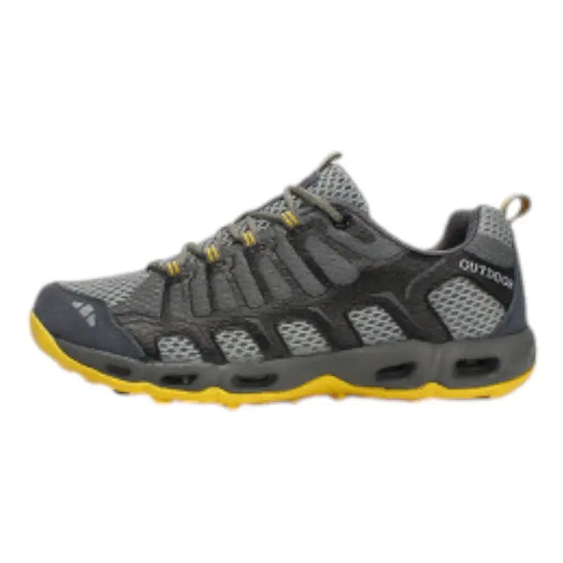 Low hiking shoes