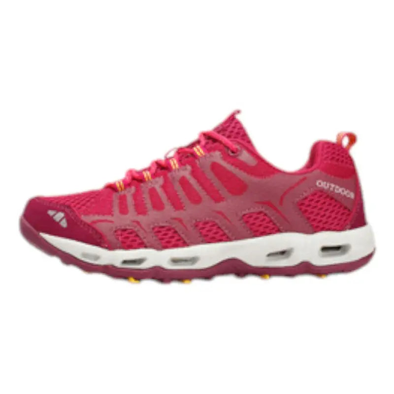 Low hiking shoes