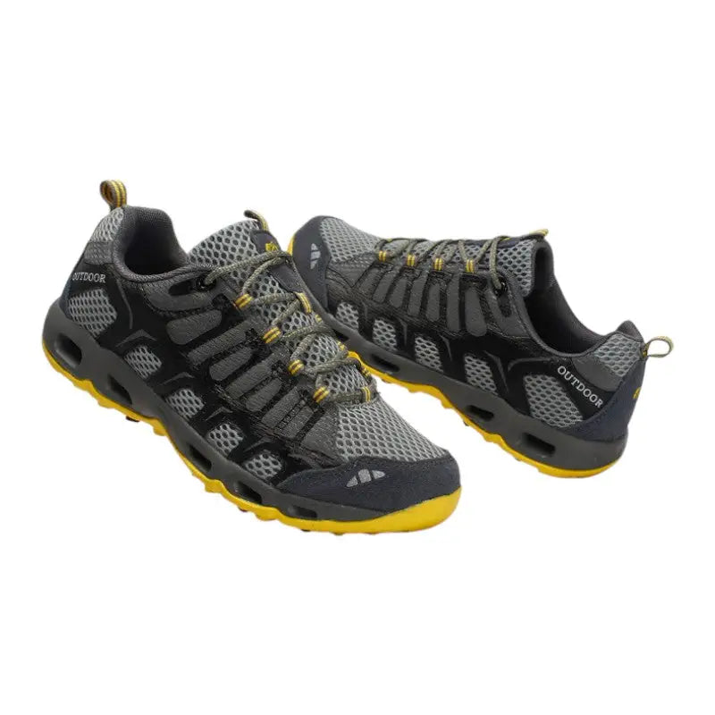 Low hiking shoes