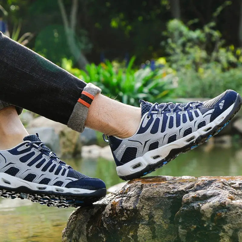 Low hiking shoes
