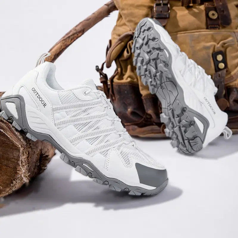 Mesh hiking shoes
