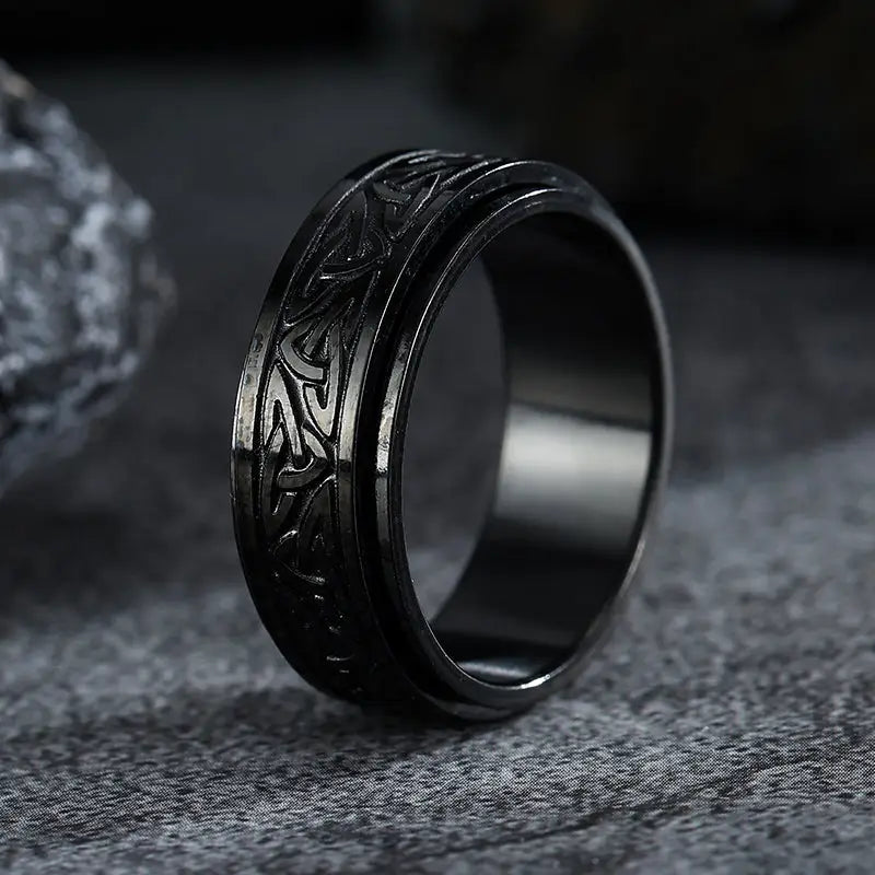 Mens celtic ring