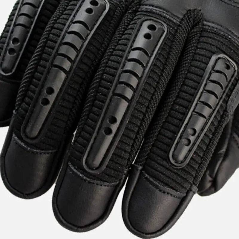 Combat gloves