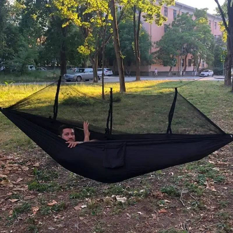 Outdoor hammock tent