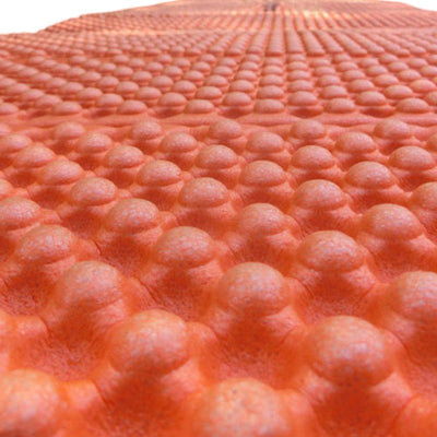 Insulated sleeping mat