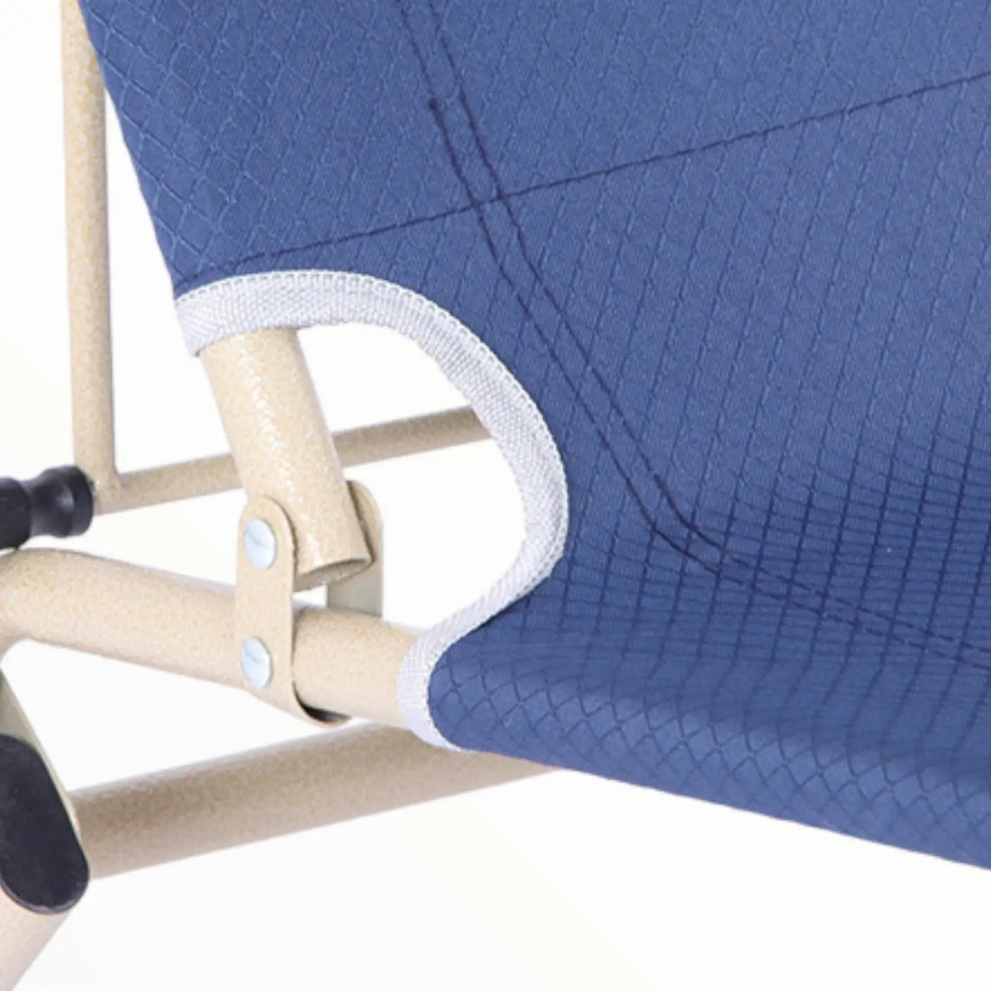 Reclining camp chair