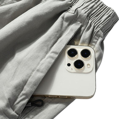 Men’s below the knee cargo shorts