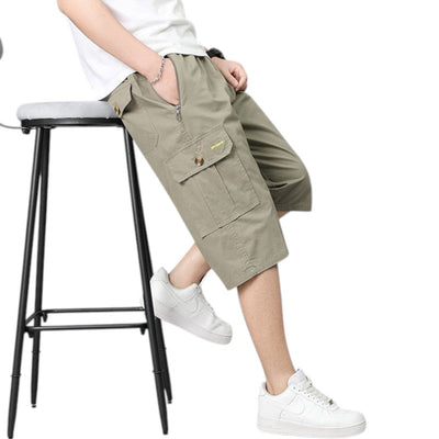 Men’s below the knee cargo shorts