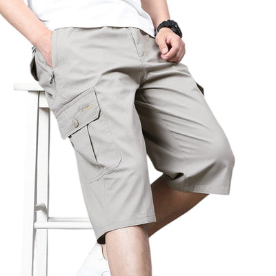 Men’s below the knee cargo shorts
