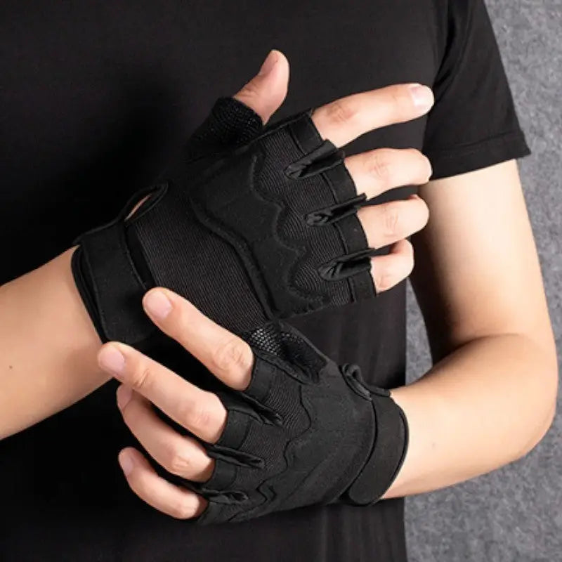 Fingerless gloves with grip