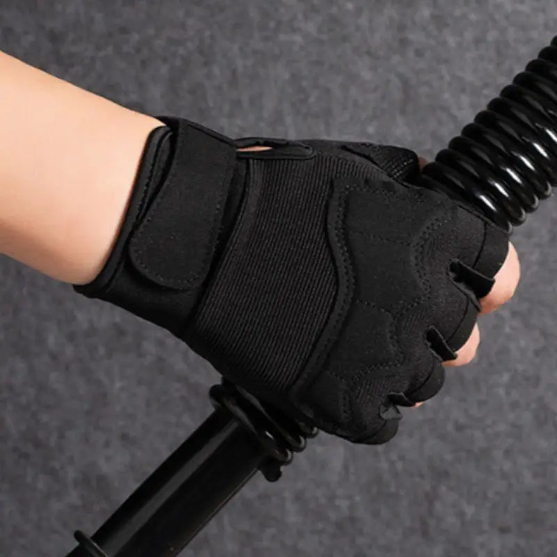 Fingerless gloves with grip