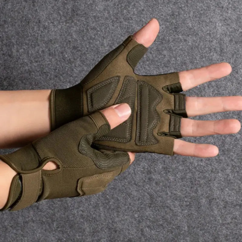 Fingerless gloves with grip