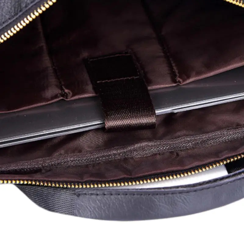 Laptop messenger bag