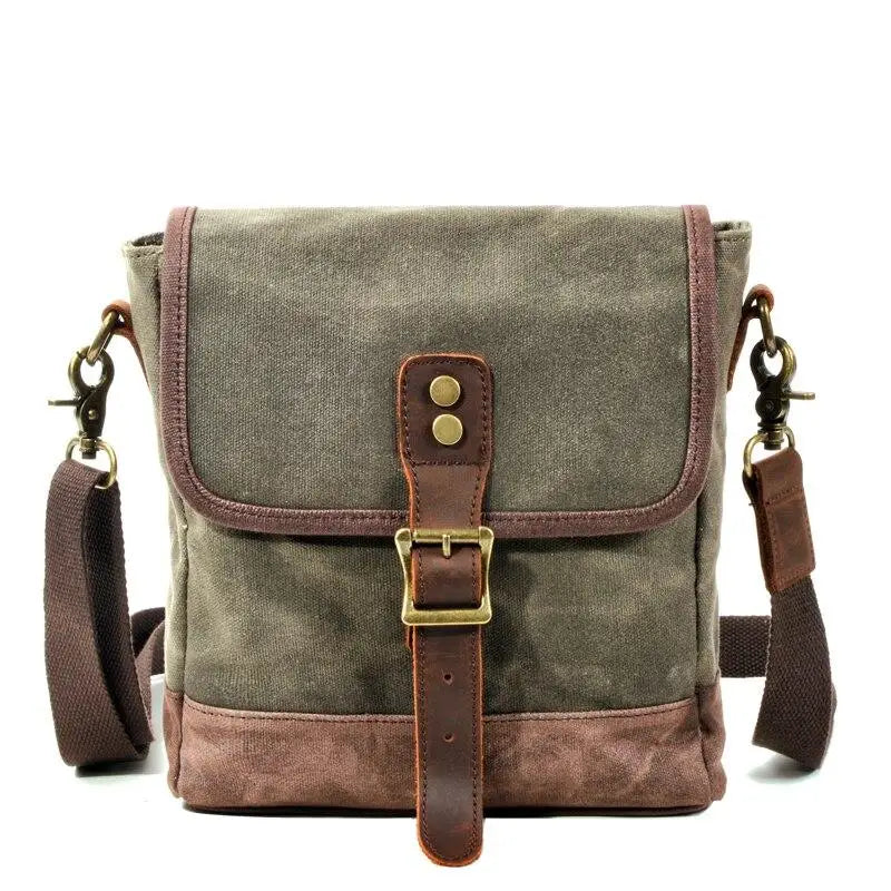 Small shoulder bag