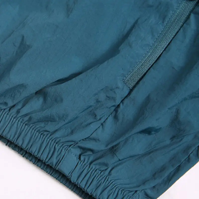 Windbreaker jacket for hiking